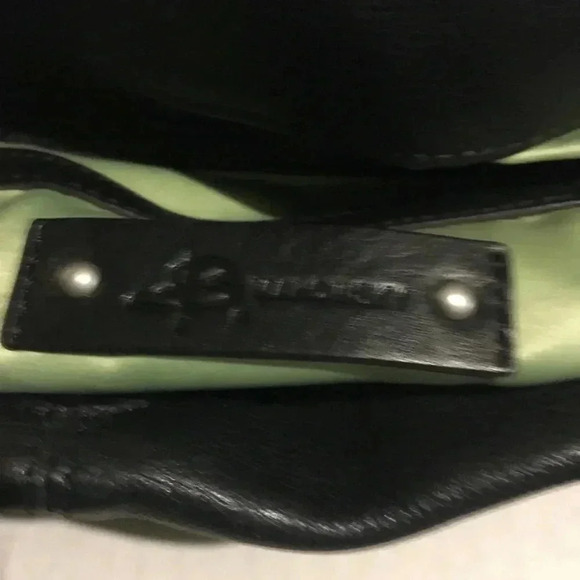 B. Makowsky Black leather satchel handbag - Picture 5 of 10